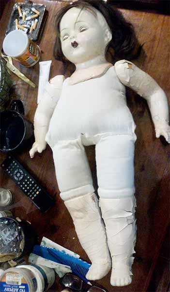 Реставрация кукол :: Англичанка